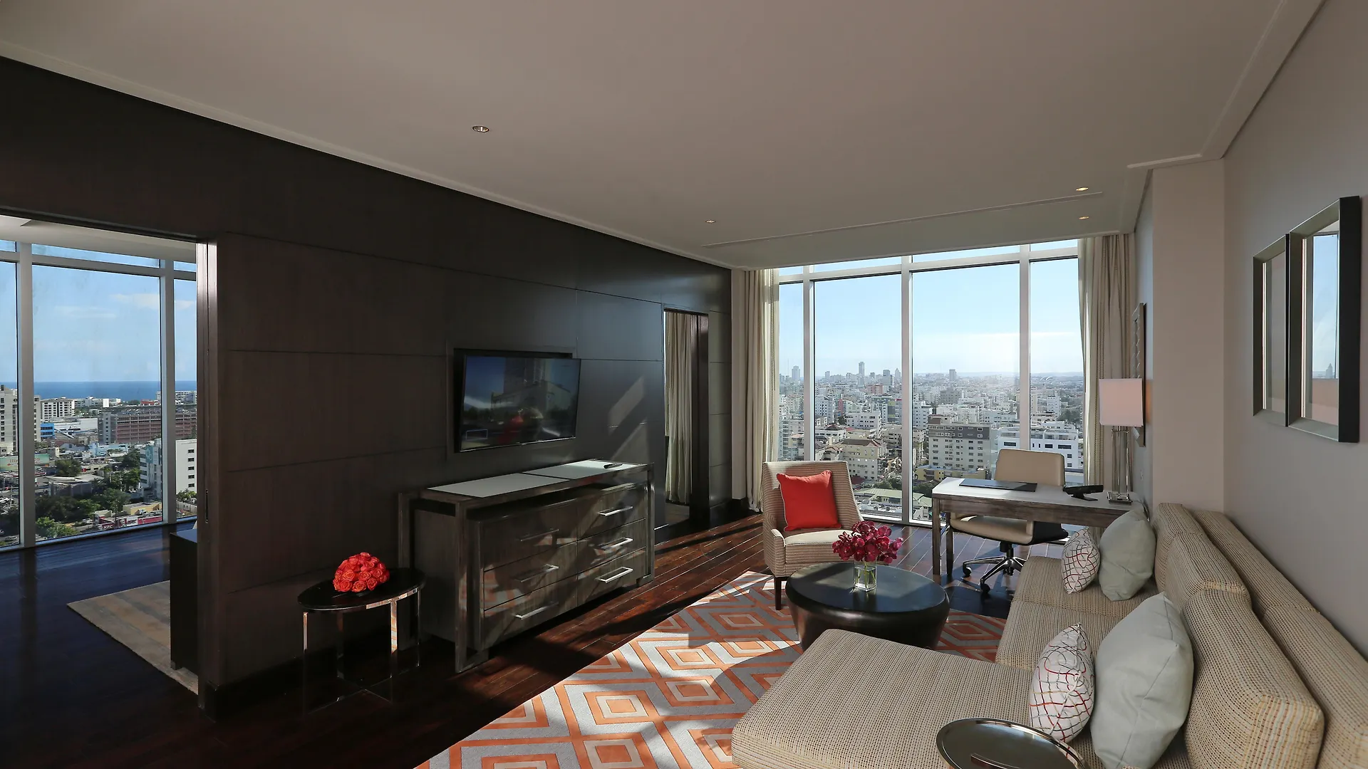 *****  Отель Intercontinental Real Santo Domingo By Ihg Доминиканская Республика